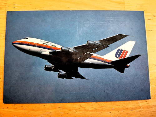 United airlines boeing - united,